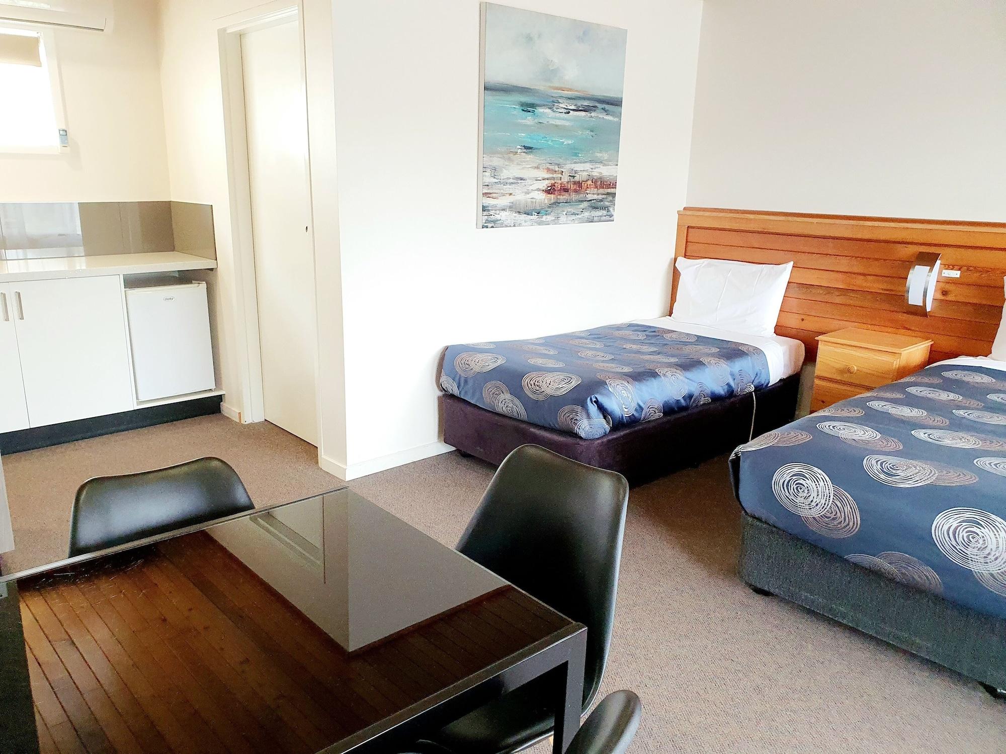 Motor 4* Port Campbell
